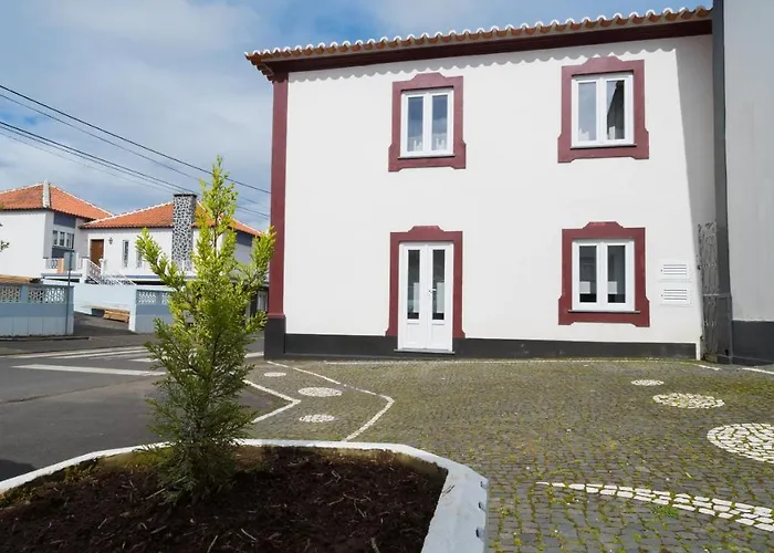 Casa Codorniz Сasa de vacaciones Praia da Vitória